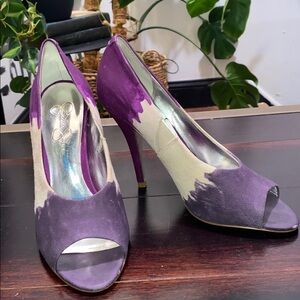 Jessica Simpson Purple and Cream Heels